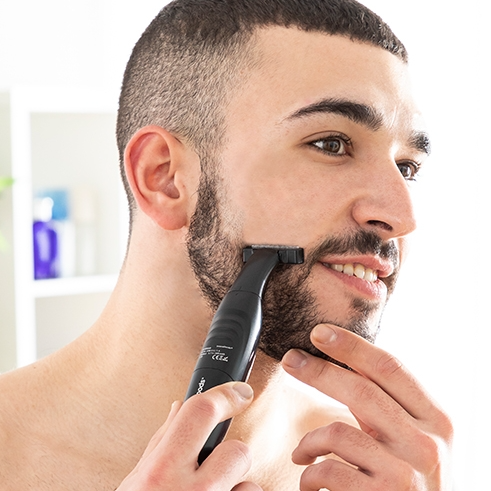 BARBEADOR ELÉCTRICO 4 EM 1 PARA BARBA, CORPO E NARIZ - POCKET BARBER™