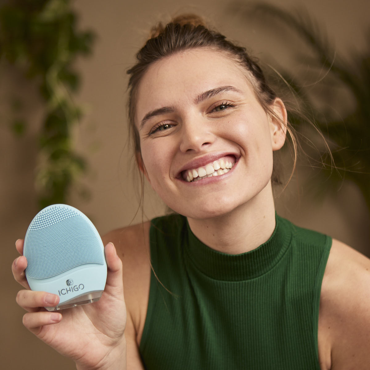 ICHIGO Easy Clean Plus™ - Massajador de Limpeza Facial e Removedor de Impurezas
